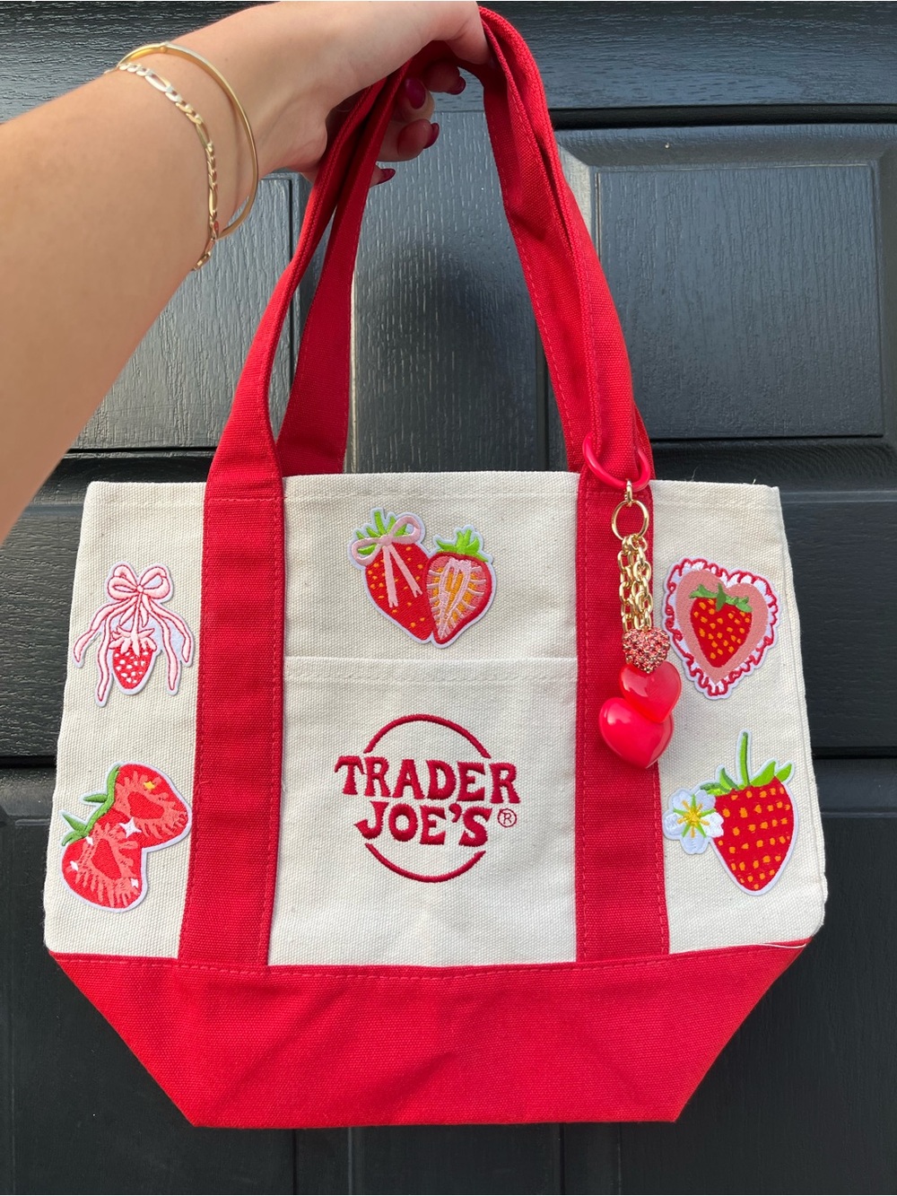 ✨ 🍓 Trader Joe’s Red "Sweet Strawberry Picnic" Mini Tote Bag with charm 🎀 ❤️ ✨